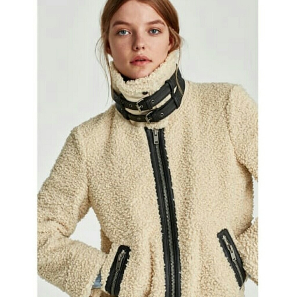 ISO Zara Contrasting Faux Fur Jacket